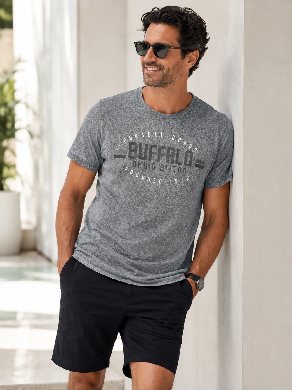 Buffalo David Bitton Men's T-Shirt Heather Gray Graphic Logo Tee Size S